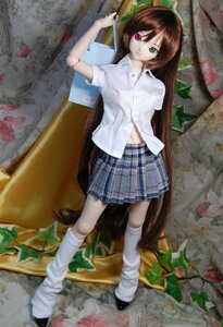 Rating: Safe Score: 0 Tags: 1girl auto_tagged brown_hair doll heterochromia long_hair red_eyes shirt skirt solo suiseiseki twintails white_legwear User: admin