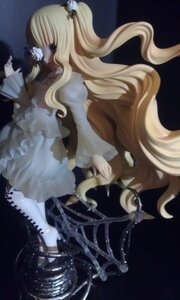 Rating: Safe Score: 0 Tags: 1girl blonde_hair blurry doll dress frills hair_ornament kirakishou long_hair long_sleeves solo very_long_hair wavy_hair User: admin