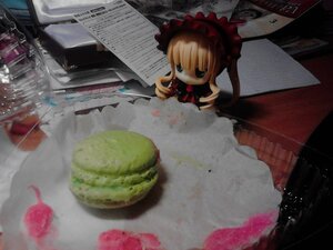Rating: Safe Score: 0 Tags: 1girl blonde_hair bonnet bow doll dress flower long_sleeves photo shinku solo water User: admin