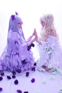 Rating: Safe Score: 0 Tags: 2girls dress flower frills hair_ornament long_hair multiple_cosplay multiple_girls profile rose sitting striped tagme User: admin