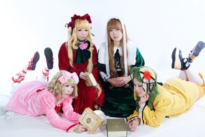 Rating: Safe Score: 0 Tags: 4girls blonde_hair bow closed_eyes dress flower hair_ornament long_hair lying multiple_cosplay multiple_girls on_stomach pink_bow shoes tagme User: admin