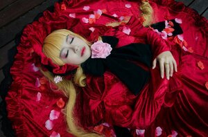 Rating: Safe Score: 0 Tags: 1girl blonde_hair closed_eyes dress flower lips long_hair petals ring rose shinku solo User: admin