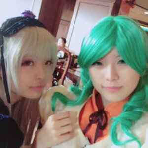 Rating: Safe Score: 0 Tags: 2girls blonde_hair blurry depth_of_field hatsune_miku long_hair multiple_cosplay multiple_girls photo realistic smile tagme User: admin