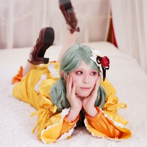 Rating: Safe Score: 0 Tags: 1girl aqua_hair blurry blurry_foreground depth_of_field flower hair_ornament hands_on_own_face hatsune_miku high_heels kanaria lips on_stomach photo realistic smile solo User: admin
