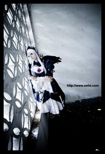 Rating: Safe Score: 0 Tags: 1girl auto_tagged black_border dress letterboxed long_hair pillarboxed purple_eyes snow solo standing suigintou white_hair wings User: admin