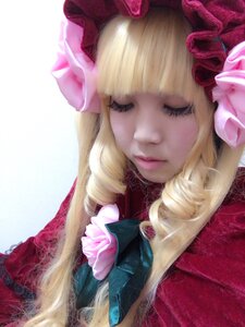 Rating: Safe Score: 0 Tags: 1girl bangs blonde_hair bow closed_eyes dress drill_hair eyelashes flower hat lips long_hair nose realistic ringlets rose shinku solo twin_drills upper_body User: admin