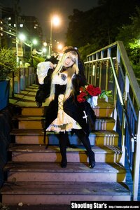 Rating: Safe Score: 0 Tags: 1girl blonde_hair bouquet dress flower long_hair red_flower red_rose rose solo suigintou User: admin