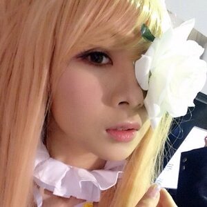 Rating: Safe Score: 0 Tags: 1girl bangs blonde_hair close-up face kirakishou lips nose photorealistic portrait realistic solo User: admin