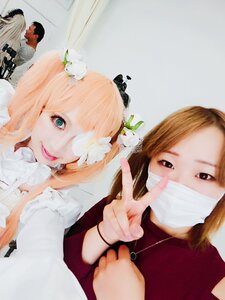 Rating: Safe Score: 0 Tags: 2girls blonde_hair brown_hair crown flower hair_ornament kirakishou long_hair mask mouth_mask multiple_girls pink_hair solo surgical_mask User: admin