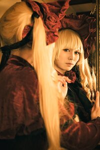Rating: Safe Score: 0 Tags: 1girl bangs blonde_hair blue_eyes dress flower lips long_hair realistic rose shinku solo User: admin