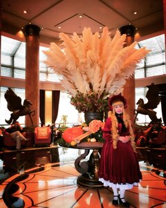 Rating: Safe Score: 0 Tags: 1girl animal black_cat blonde_hair cat dress hat red_dress shinku solo standing User: admin