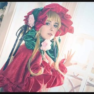 Rating: Safe Score: 0 Tags: 1girl blonde_hair blue_eyes bonnet bow building dress flower long_hair long_sleeves photo red_dress shinku solo upper_body User: admin