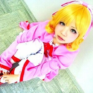 Rating: Safe Score: 0 Tags: 1girl blonde_hair dress grass green_background hinaichigo lips looking_at_viewer pink_dress puffy_sleeves smile solo upper_body User: admin