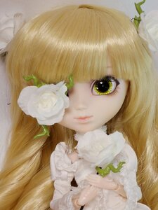 Rating: Safe Score: 0 Tags: 1girl bangs blonde_hair closed_mouth doll eyelashes flower green_eyes kirakishou leaf lips long_hair looking_at_viewer rose smile solo white_flower white_rose User: admin