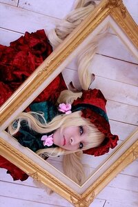 Rating: Safe Score: 0 Tags: 1girl blonde_hair blue_eyes bonnet drill_hair flower from_outside in_box lips long_hair looking_at_viewer photo shinku solo traditional_media twintails User: admin