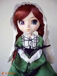 Rating: Safe Score: 0 Tags: 1girl bangs doll dress frills green_dress head_scarf long_hair long_sleeves looking_at_viewer solo suiseiseki swept_bangs upper_body veil User: admin
