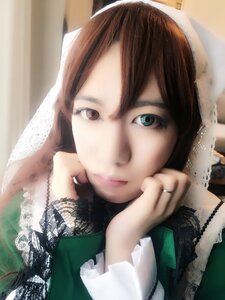 Rating: Safe Score: 0 Tags: 1girl brown_hair chin_rest closed_mouth green_dress head_scarf jewelry lips long_sleeves looking_at_viewer solo suiseiseki User: admin