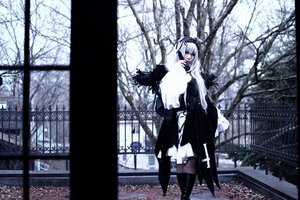 Rating: Safe Score: 0 Tags: 1girl fence holding long_hair looking_at_viewer snow solo standing suigintou tree very_long_hair wide_sleeves User: admin