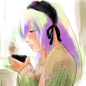 Rating: Safe Score: 0 Tags: 1girl blush hairband half-closed_eyes holding image long_hair long_sleeves profile ribbon solo suigintou sweater upper_body User: admin
