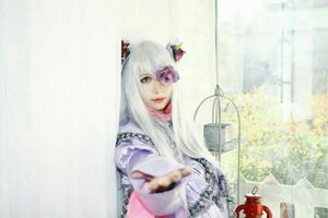 Rating: Safe Score: 0 Tags: 1girl barasuishou blurry depth_of_field dress flower lips long_hair photo solo white_hair User: admin