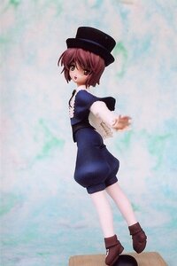 Rating: Safe Score: 0 Tags: 1girl :o boots brown_eyes brown_hair doll full_body hat long_sleeves looking_at_viewer looking_back open_mouth rain short_hair shorts sky solo souseiseki standing white_legwear User: admin