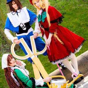 Rating: Safe Score: 0 Tags: 3girls basket blonde_hair bonnet brown_hair capelet dress hat head_scarf long_hair long_sleeves multiple_cosplay multiple_girls sitting souseiseki suiseiseki tagme top_hat User: admin