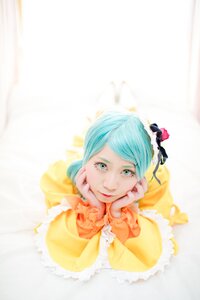 Rating: Safe Score: 0 Tags: 1girl aqua_hair frills green_eyes hat kanaria mini_hat mini_top_hat smile solo top_hat User: admin