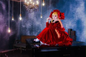Rating: Safe Score: 0 Tags: 1girl blonde_hair bonnet candle dress drill_hair fire flower frills long_hair night red_dress shinku sitting solo water User: admin