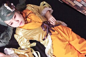 Rating: Safe Score: 0 Tags: 1girl auto_tagged flower hair_flower hair_ornament kanaria lips long_hair long_sleeves lying ribbon solo yellow_dress User: admin