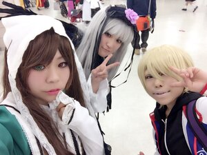 Rating: Safe Score: 0 Tags: 3girls bangs blonde_hair brown_hair hat hood lips long_hair looking_at_viewer multiple_cosplay multiple_girls smile tagme v User: admin