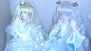 Rating: Safe Score: 0 Tags: 2girls doll dress frog_hair_ornament hair_ornament insect kochiya_sanae long_hair multiple_dolls multiple_girls tagme yellow_eyes User: admin