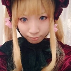 Rating: Safe Score: 0 Tags: 1girl bangs blonde_hair blue_eyes bow closed_mouth dress earrings hat jewelry long_hair looking_at_viewer portrait shinku solo User: admin