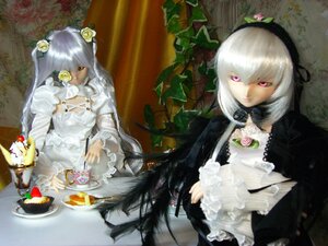 Rating: Safe Score: 0 Tags: 2girls cake doll dress flower food frills fruit gothic_lolita lolita_fashion long_hair multiple_dolls multiple_girls purple_eyes sitting suigintou tagme very_long_hair white_hair User: admin