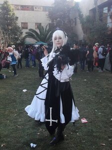Rating: Safe Score: 0 Tags: boots hat holding komeiji_satori long_sleeves multiple_girls pink_hair snow solo standing suigintou User: admin