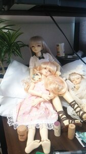 Rating: Safe Score: 0 Tags: bangs barefoot blonde_hair closed_eyes couch doll dress hug indoors long_hair lying multiple_dolls multiple_girls pink_dress plant ribbon short_hair sleeping soles tagme User: admin
