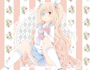 Rating: Safe Score: 0 Tags: 1girl blonde_hair dress eyepatch hair_ornament image kirakishou kneehighs long_hair sitting smile solo striped striped_background vertical_stripes very_long_hair User: admin