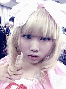 Rating: Safe Score: 0 Tags: bangs blonde_hair blue_eyes blunt_bangs bow eyelashes hat hinaichigo lace lips looking_at_viewer portrait realistic ribbon short_hair solo striped striped_bow User: admin