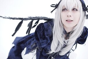 Rating: Safe Score: 0 Tags: 1girl bangs black_dress black_ribbon dress feathers hairband long_hair looking_at_viewer ribbon solo suigintou upper_body white_background white_hair wings User: admin