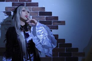 Rating: Safe Score: 0 Tags: 1girl dress frills long_hair long_sleeves nail_polish solo suigintou white_hair User: admin
