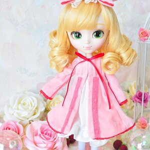 Rating: Safe Score: 0 Tags: 1girl blonde_hair bow curly_hair doll dress drill_hair flower green_eyes hina_ichigo hinaichigo looking_at_viewer pink_dress pink_flower pink_rose red_flower red_rose ribbon rose smile solo traditional_media white_flower white_rose yellow_rose User: admin