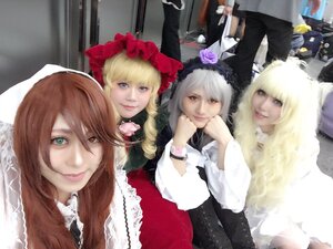 Rating: Safe Score: 0 Tags: 4girls 5girls blonde_hair blue_eyes dress flower frills hat heterochromia lips long_hair long_sleeves multiple_cosplay multiple_girls red_eyes rose smile tagme User: admin