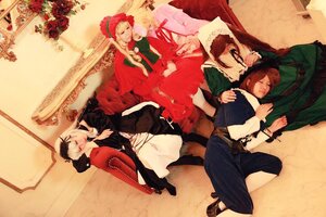 Rating: Safe Score: 0 Tags: blonde_hair closed_eyes couch dress hat long_hair multiple_boys multiple_cosplay multiple_girls rose siblings sleeping tagme User: admin