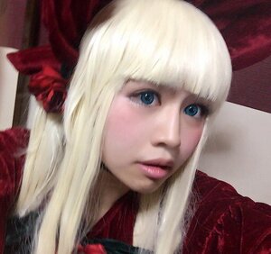 Rating: Safe Score: 0 Tags: 1girl bangs blonde_hair blue_eyes closed_mouth hat lips long_hair portrait realistic shinku solo white_hair User: admin
