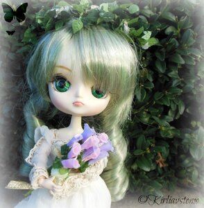 Rating: Safe Score: 0 Tags: 1girl blue_butterfly bug butterfly doll flower green_eyes insect kanaria leaf lips looking_at_viewer lying short_hair solo upper_body User: admin