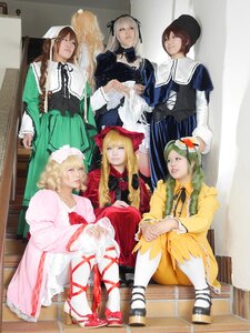 Rating: Safe Score: 0 Tags: 4girls 5girls blonde_hair blue_eyes bow brown_hair dress hat long_hair long_sleeves multiple_boys multiple_cosplay multiple_girls realistic ribbon tagme User: admin