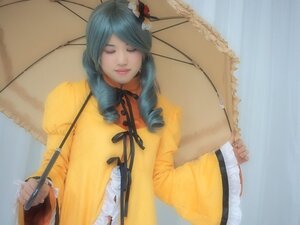 Rating: Safe Score: 0 Tags: 1girl blue_hair closed_eyes closed_mouth dress drill_hair facing_viewer flower hair_flower hair_ornament holding holding_umbrella kanaria lips long_hair long_sleeves parasol solo umbrella upper_body yellow_dress User: admin