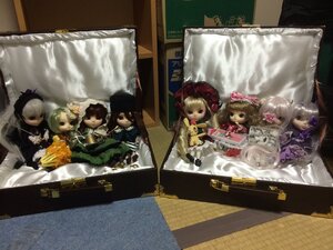 Rating: Safe Score: 0 Tags: 6+girls blonde_hair blue_eyes doll dress everyone hat multiple_boys multiple_dolls multiple_girls silver_hair tagme User: admin