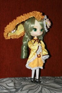 Rating: Safe Score: 0 Tags: 1girl doll dress frills full_body green_eyes green_hair hat kanaria long_hair long_sleeves pantyhose shoes solo standing umbrella white_legwear yellow_dress User: admin