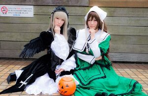 Rating: Safe Score: 0 Tags: 2girls angel_wings black_wings blonde_hair brown_hair dress halloween hat jack-o'-lantern long_hair long_sleeves multiple_cosplay multiple_girls pumpkin sitting suigintou suiseiseki tagme wings User: admin