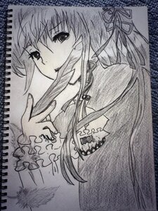 Rating: Safe Score: 0 Tags: 1girl auto_tagged frills greyscale hat image long_hair looking_at_viewer monochrome ribbon solo suigintou traditional_media white_background User: admin